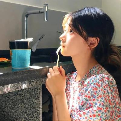 罗莎娜
